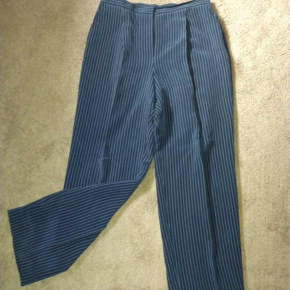 Women's Ralph Lauren Silk Pantsuit - Picture 3 of 8